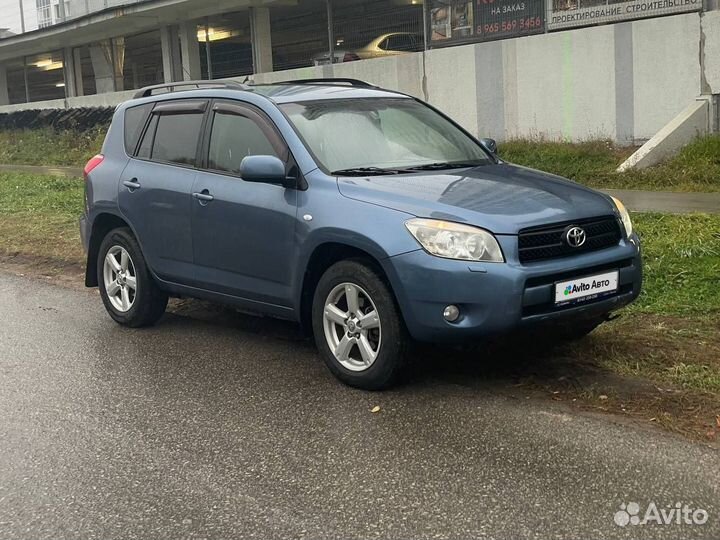 Toyota RAV4 2.0 AT, 2006, 208 400 км