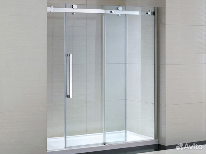 Душевая кабина с нержавеющей фурнитурой