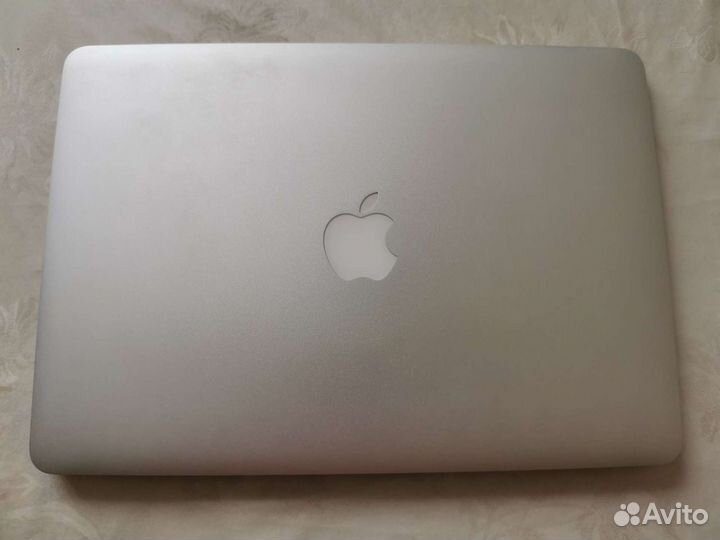 Apple MacBook Air 13 2011