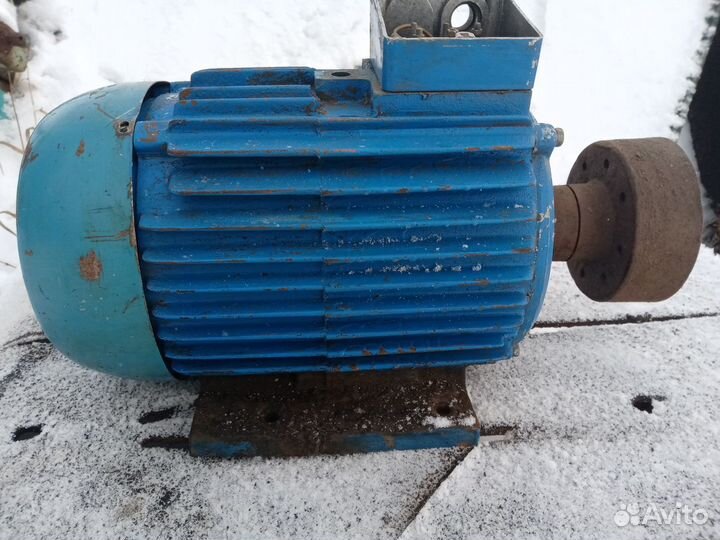 Электродвигатель асинхронный