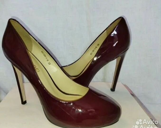 Лаковые туфли Casadei оригинал