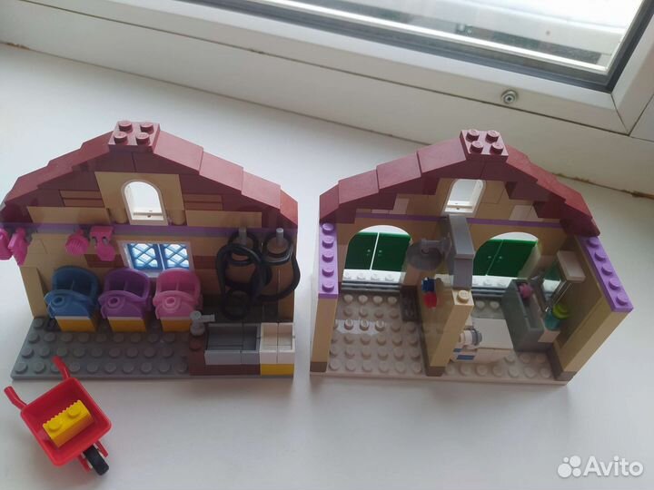 Lego Friends школа верховой езды