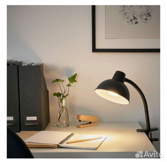 Скуруп Икея лампа с зажимом и трековый светильник