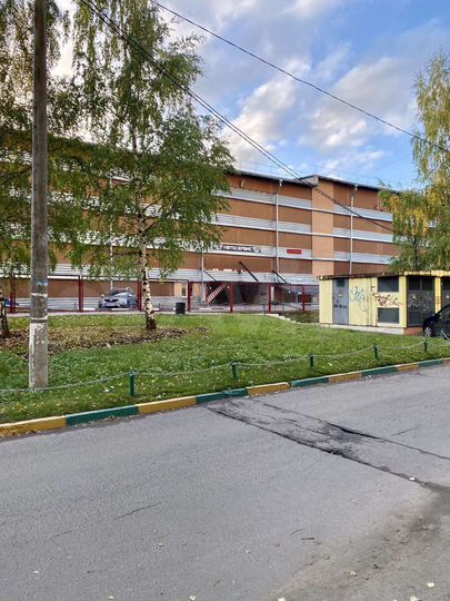 Машиноместо, 18 м²