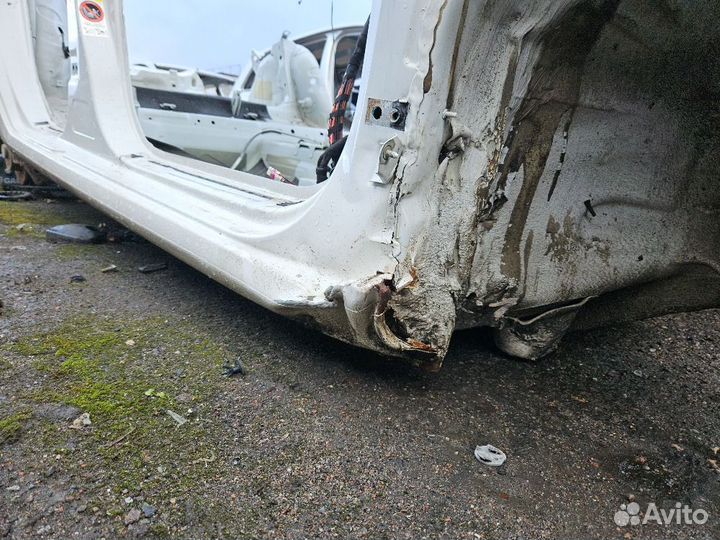 Порог правый на Skoda Octavia 2014