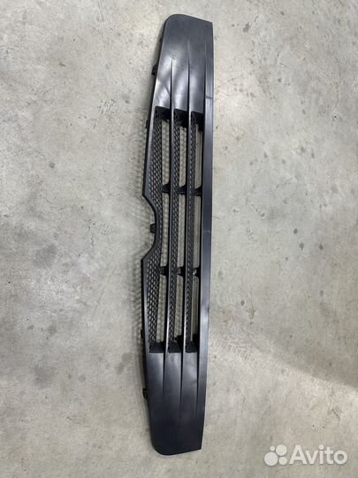 Накладка капота Renault Premium