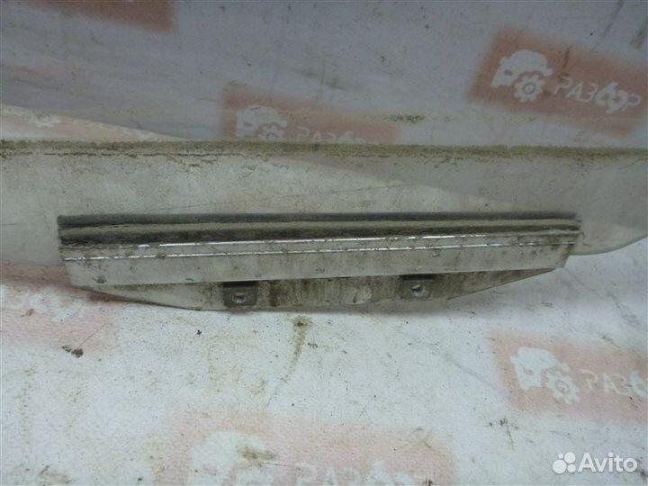 Стекло двери переднее правое Daewoo Nexia N150