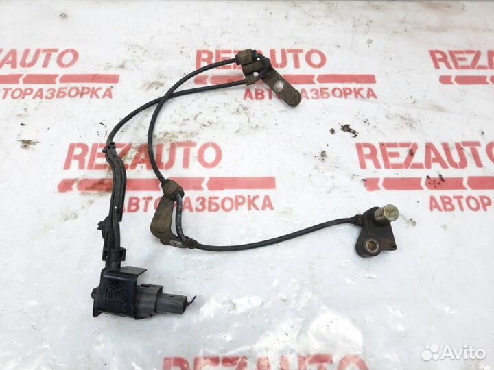 Датчик abs передний правый Mazda Mazda6 GG LF18