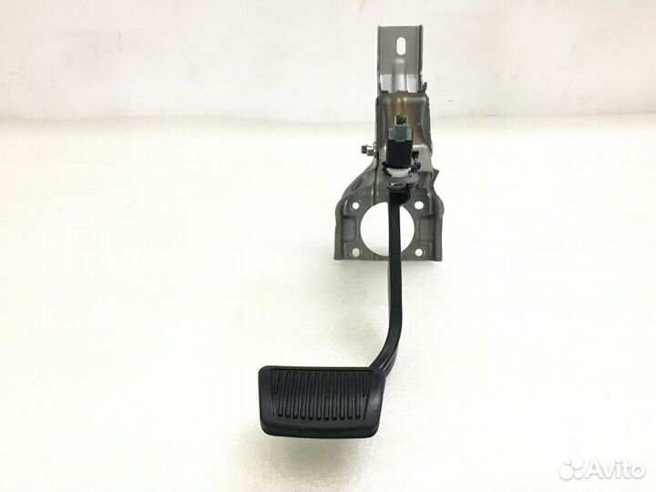 Педаль тормоза Kia Rio X-line G4FG 2020