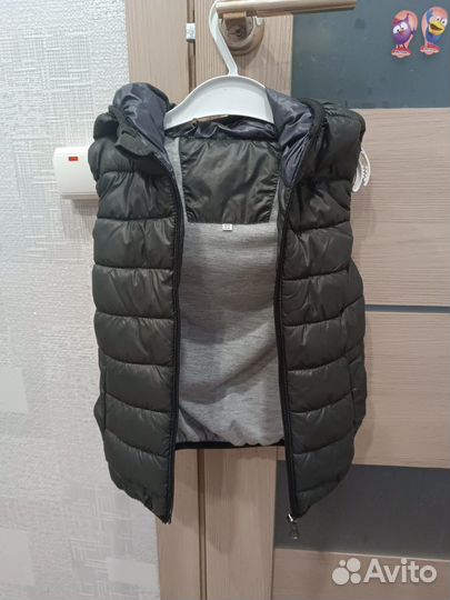 Жилетка(безрукавка) на ребёнка,размер 22