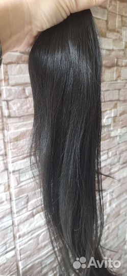 Темно-русые натуральные волосы