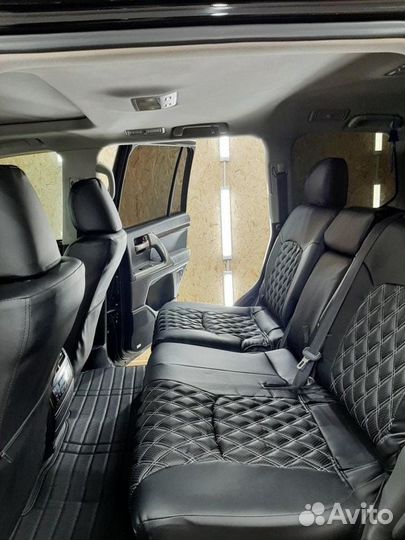 Чехлы Toyota Land Cruiser 200