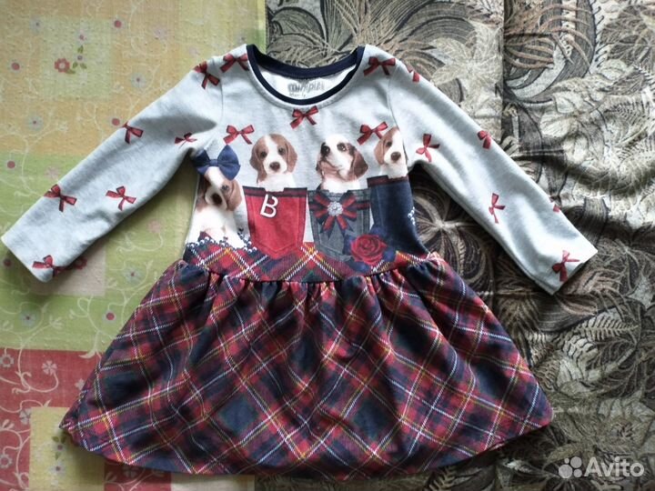 Платья нарядные для маленькой девочки 74-80 рр