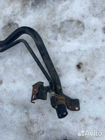 Горловина топливного бака Nissan sunny fb15