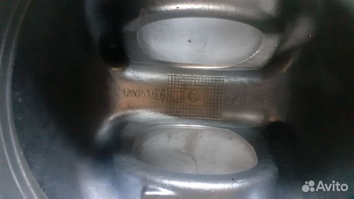 Поршень man тга