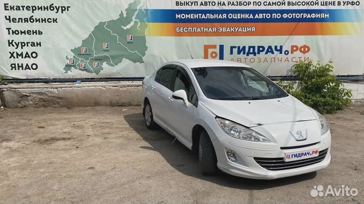 Блок управления отопителем Peugeot 408 96718462XT