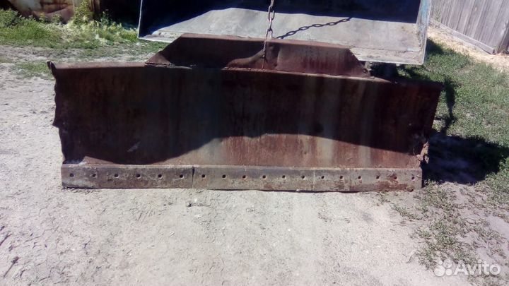 Отвал бульдозерный