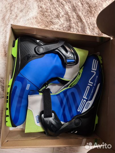 Лыжные ботинки коньковые Spine Concept Skate Pro