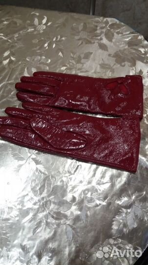 Перчатки красные 7.5
