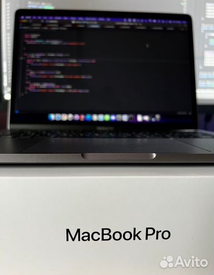 Macbook Pro 13 2020, I7, 16 GB, 512 GB