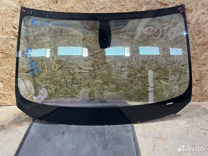 Стекло лобовое BMW F10 F11 F18