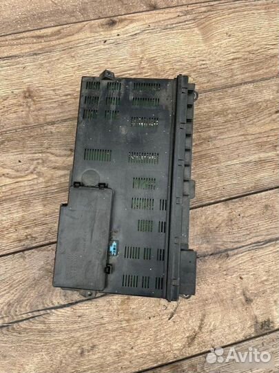 Блок предохранителей Land Rover Vogue 3 4.4