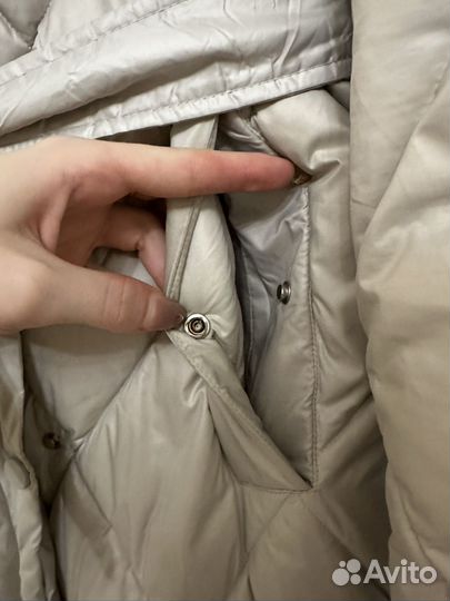 Пуховик женский длинный с капюшоном