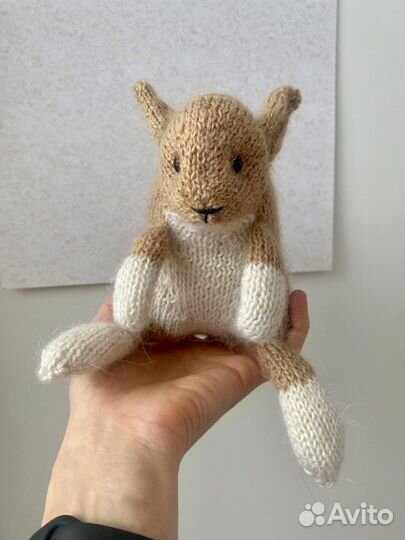 Деревенский кролик / зайчик вязаный игрушка