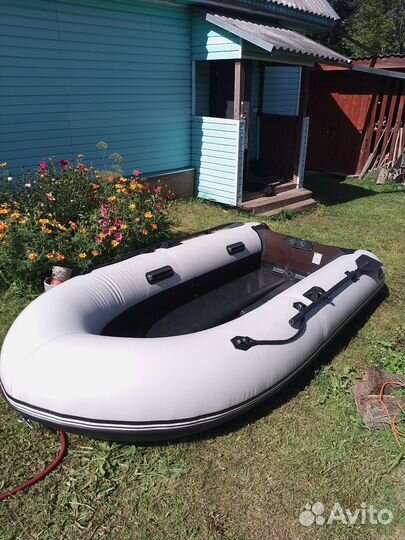 Лодка Bsdger 360