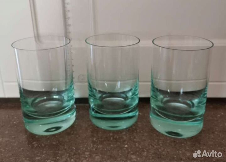 Графин, стаканы, рюмки тёмное стекло