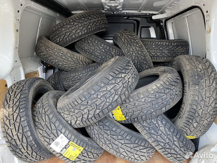 Kormoran SUV Stud 215/65 R16