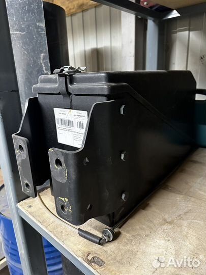 Инструментальный ящик на камаз