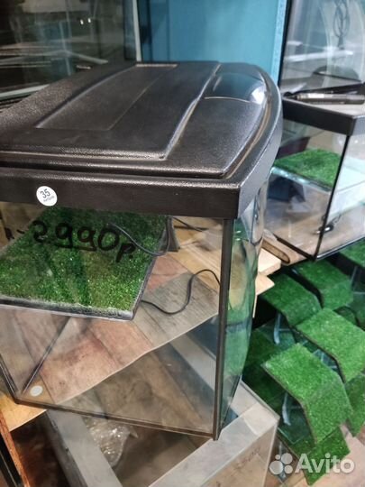 Террариум 35 л. С мостиком и крышкой