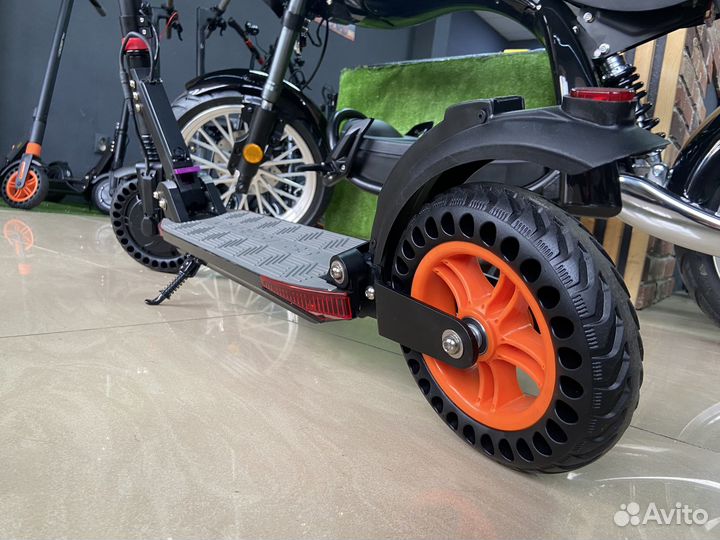 Электросамокат GT Best S3