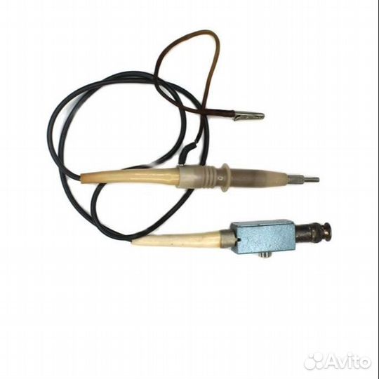 Делитель И22.727.011-7 15 пФ 1:10 10 Мом с хранени