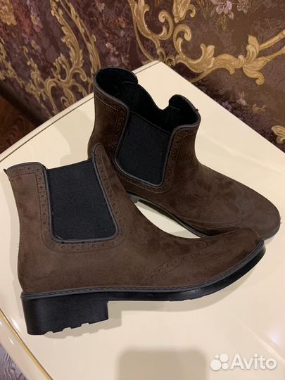 Ботинки женские