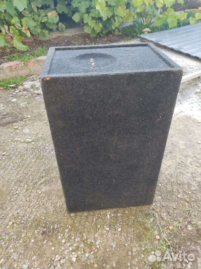 Короб для сабвуфера 12 на трубе