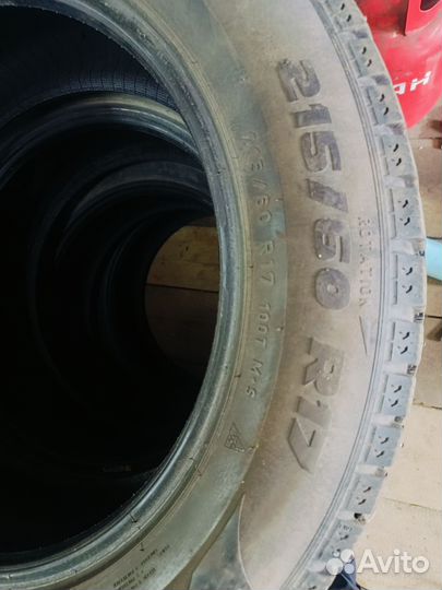 Pirelli Formula Ice 215/60 R17