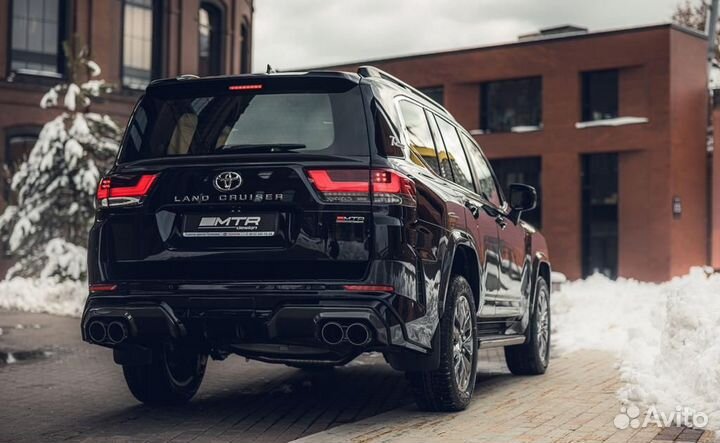 Обвес на Land Cruiser 300 MTR design