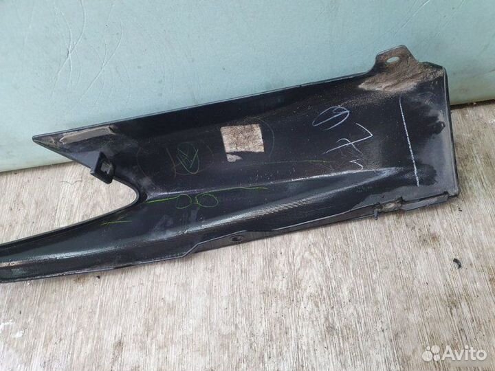 Накладка бампера задняя правая Lexus Rx4