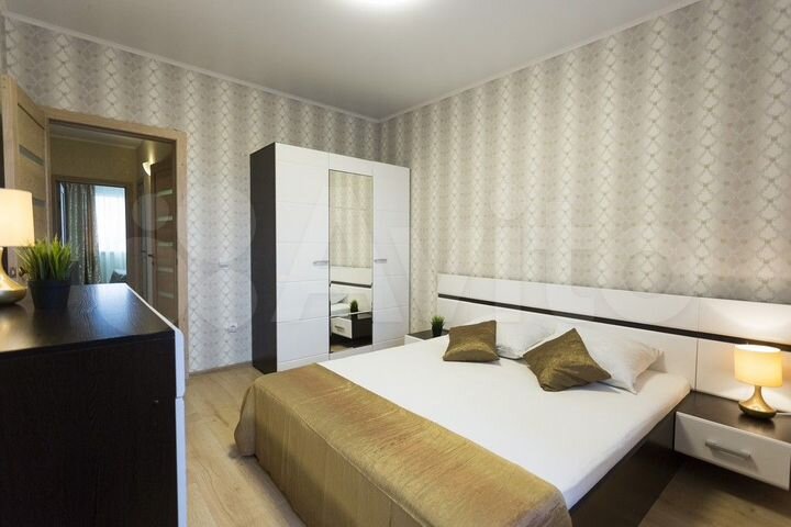 3-к. квартира, 90 м², 3/17 эт.