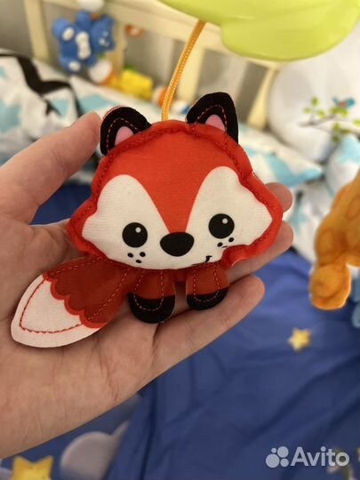 Мобиль на кроватку тини love