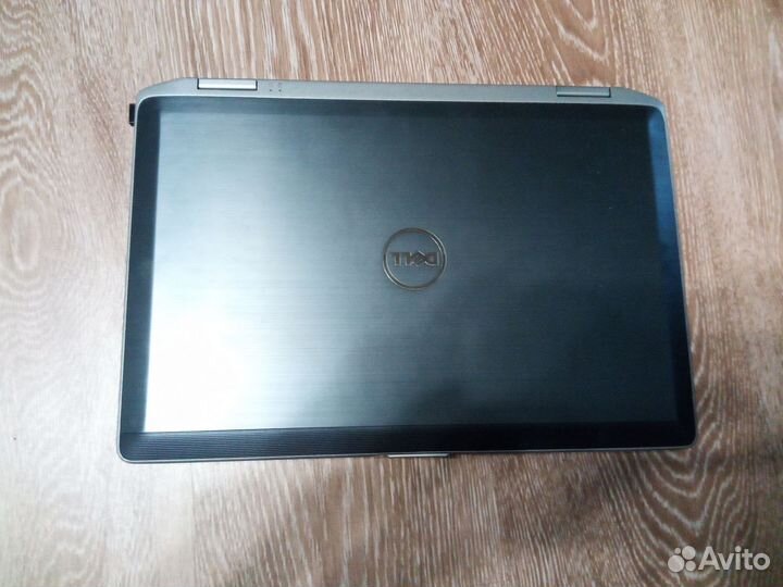 Ноутбук Dell