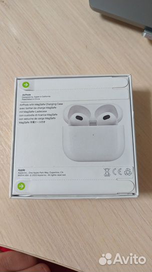 Беспроводные наушники apple airpods 3