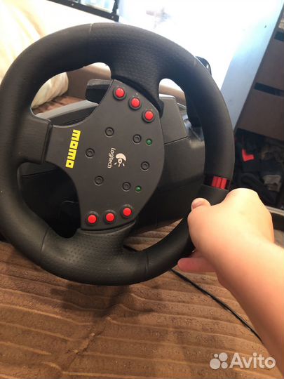 Руль logitech momo racing