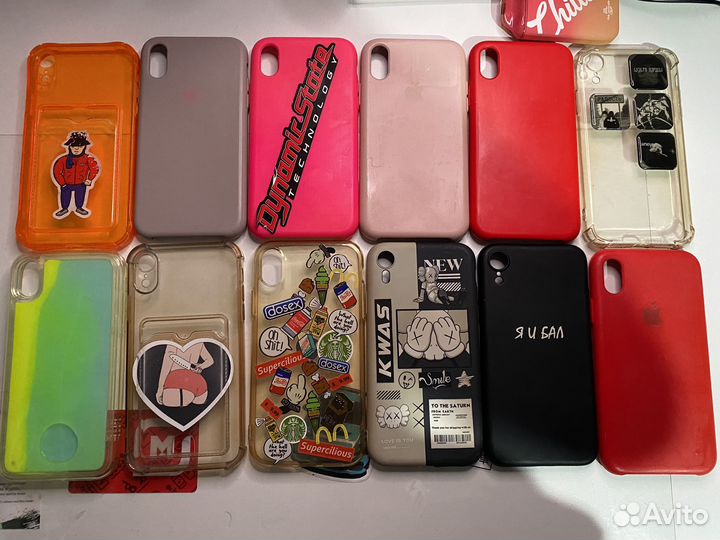 Чехлы на iPhone XR