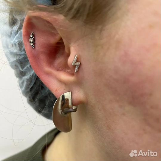 Прокол ушей пирсинг