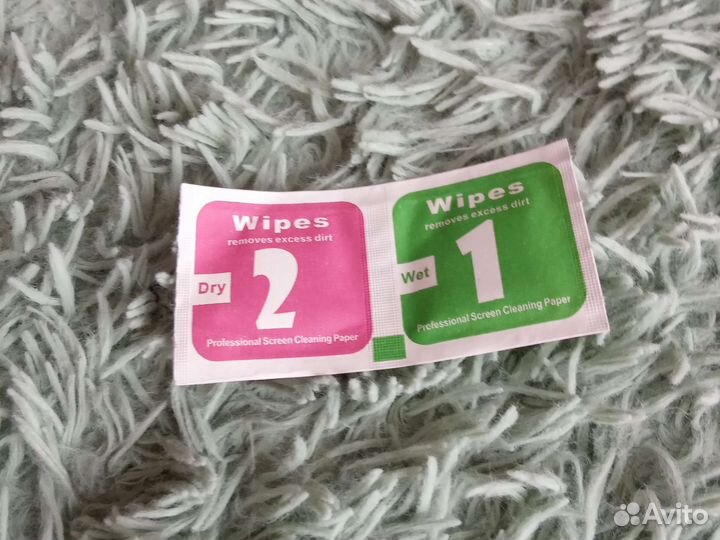 Новое защитное стекло на iPhone