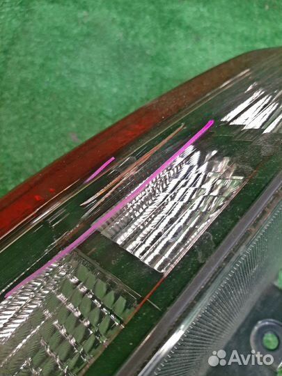 Стоп сигнал toyota noah ZRR80 2011 контрактная