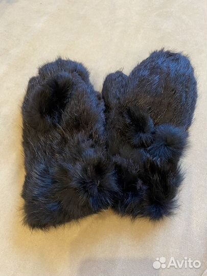 Варежки меховые женские